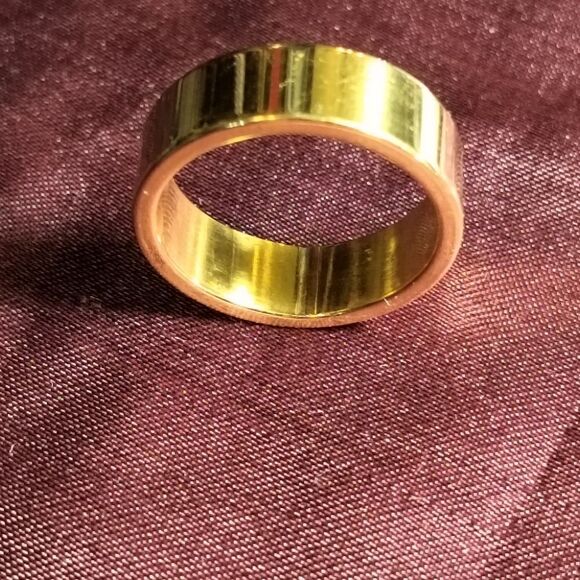 Men's stainless gold tone band ring size 12 - Picture 5 of 6